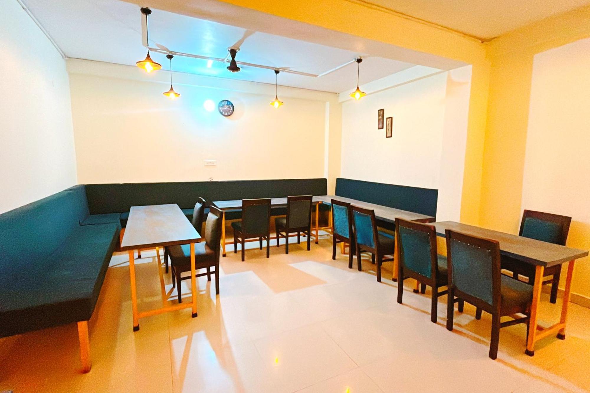 Ganga Ashoka Hotel Rishīkesh Екстериор снимка