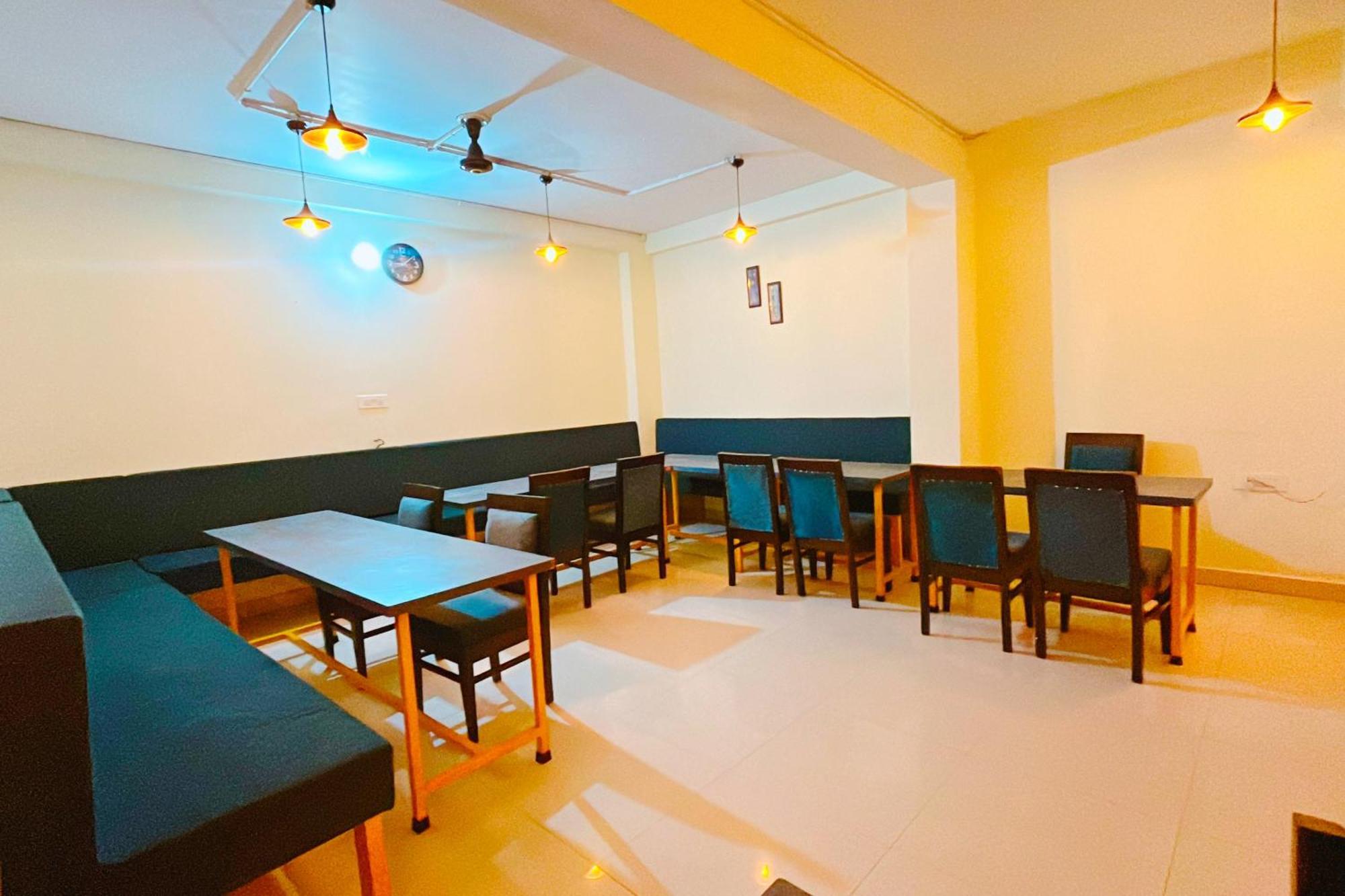 Ganga Ashoka Hotel Rishīkesh Екстериор снимка